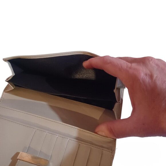 Gucci-Guccissima Continental Flap Wallet #212089 - Picture 7 of 9